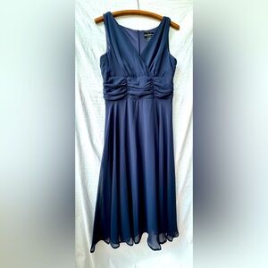 Connected Apparel, size 10, Navy blue